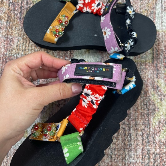 Kurt Geiger Mini Orion Platform Sandals Printed Straps Girls Size 3 - Picture 4 of 9